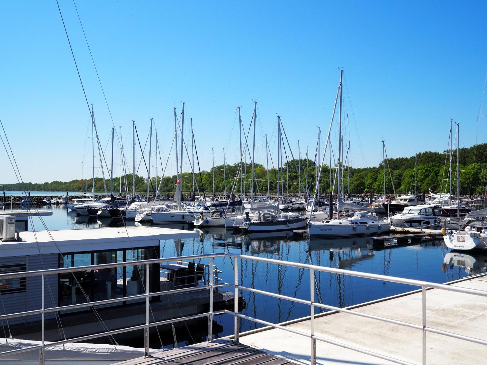 Ostsee Hausboot Boltenhagen - Hausboot Lp1 المظهر الخارجي الصورة