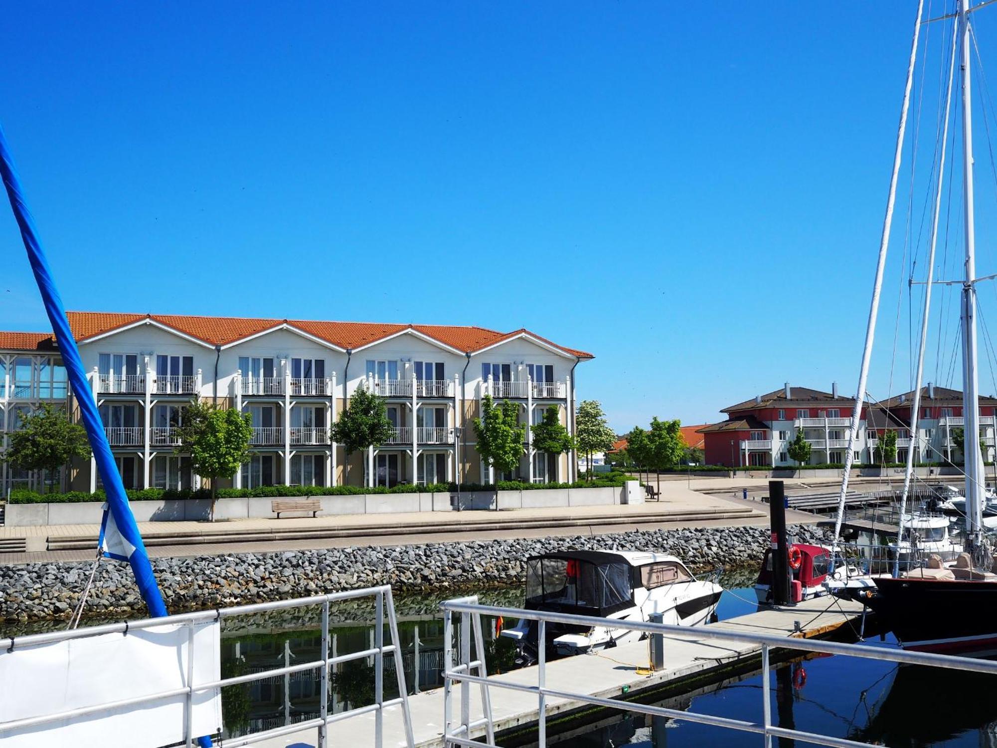 Ostsee Hausboot Boltenhagen - Hausboot Lp1 المظهر الخارجي الصورة